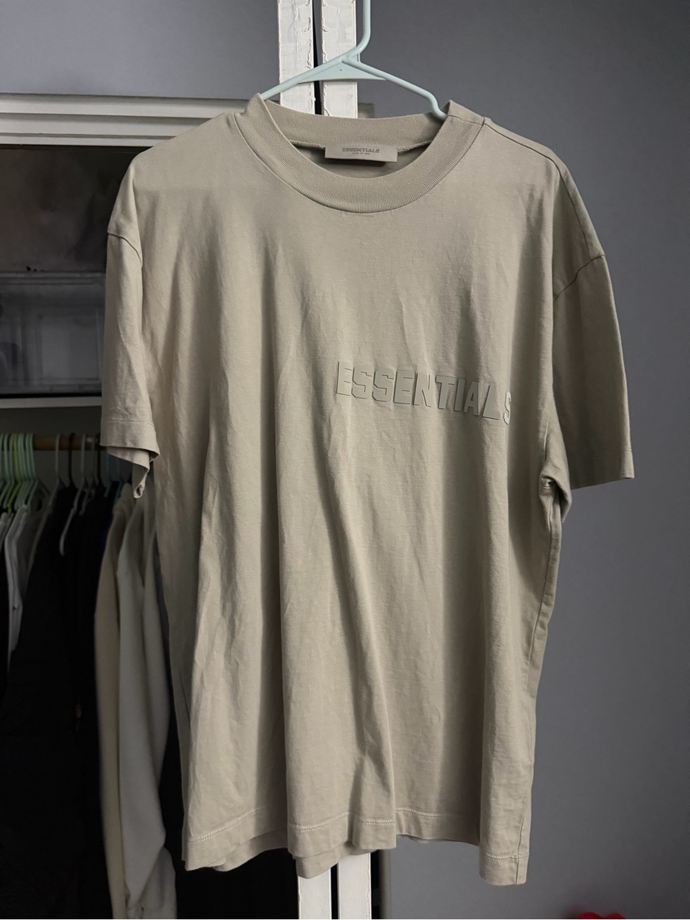 Essential Tshirt
